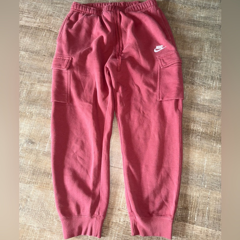 Nike (Large) Red Jogger Sweatpants - Picture 2 of 6